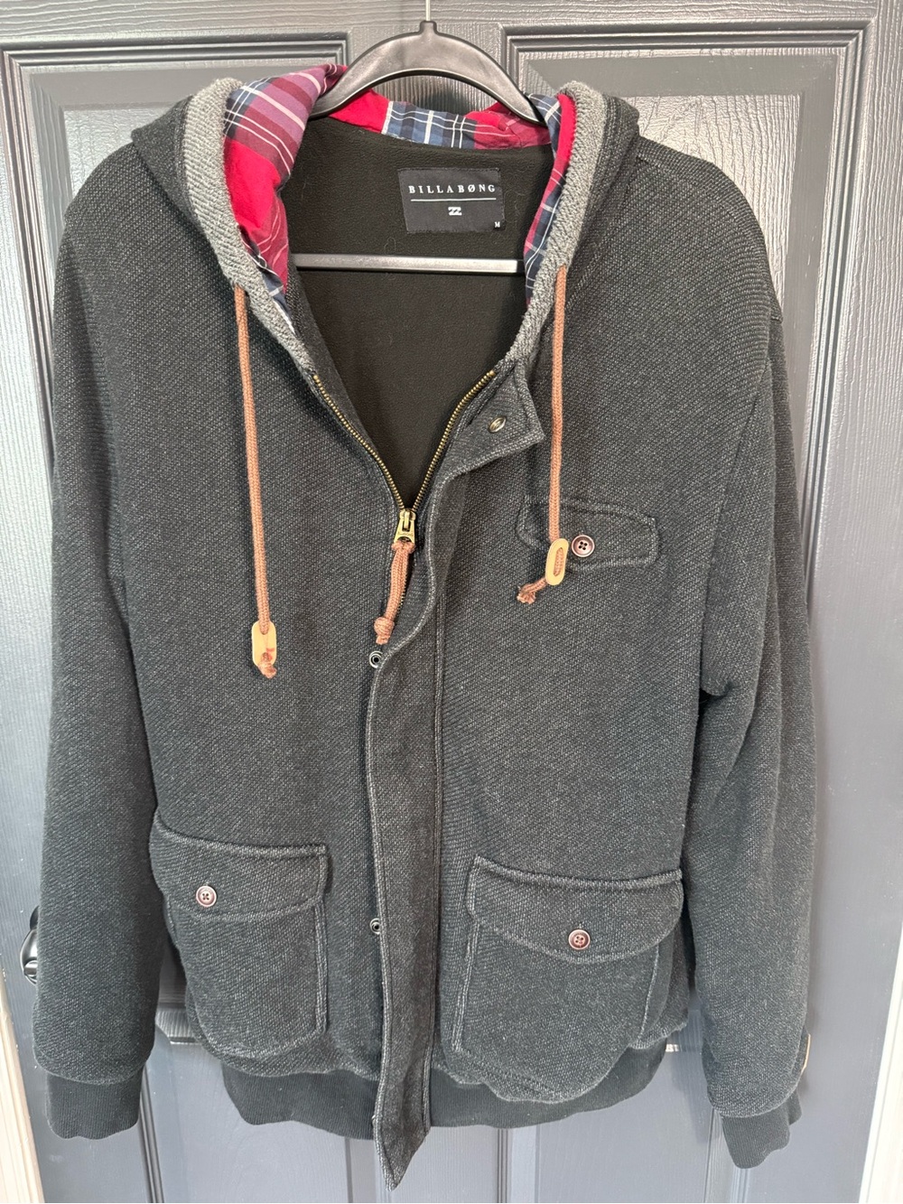 Billabong Charcoal Hooded Jacket with Red & Navy Plaid Lining